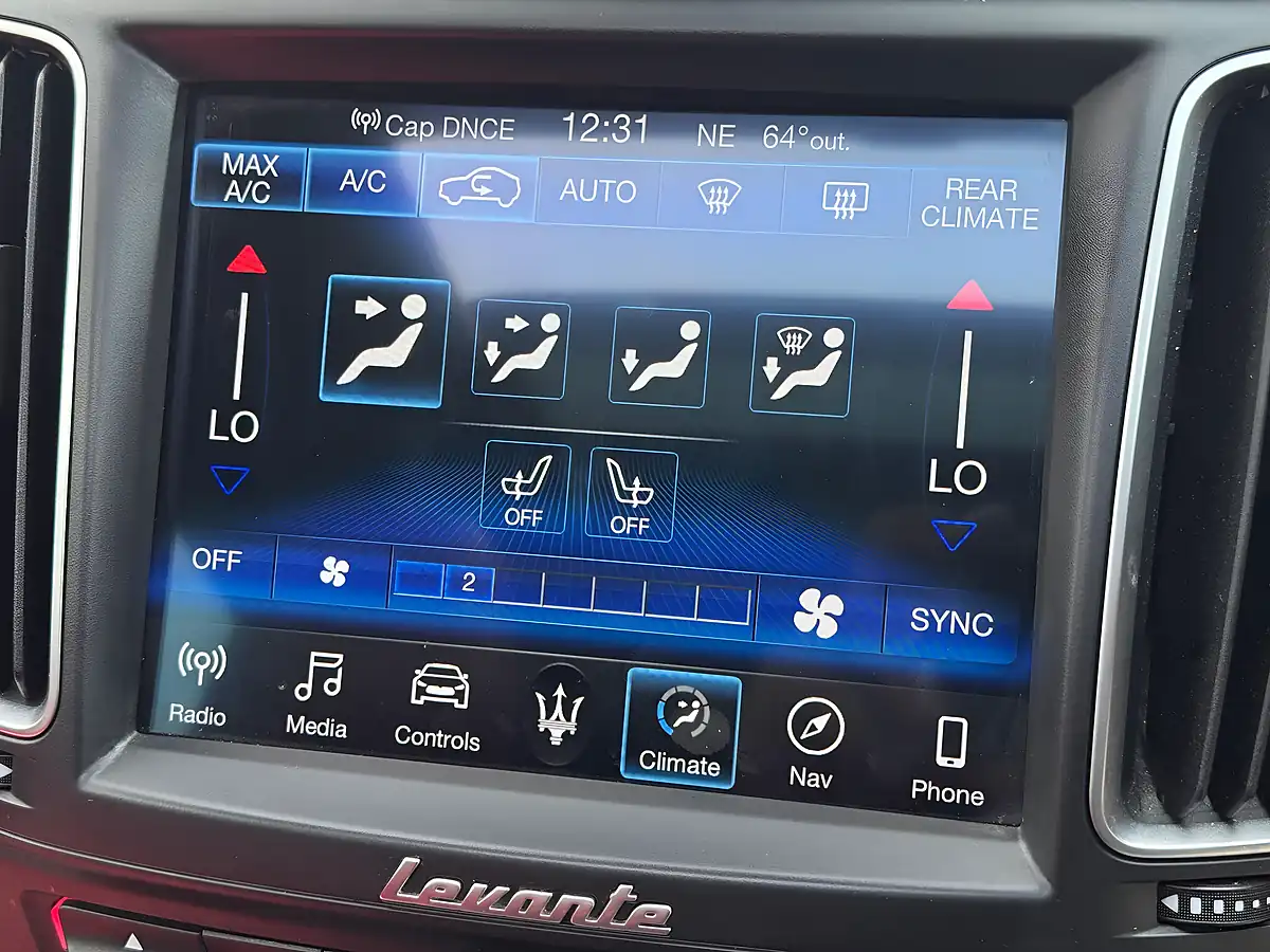 Used 2016 Maserati Levante Zf 4WD Black - Interior and Exterior details 14