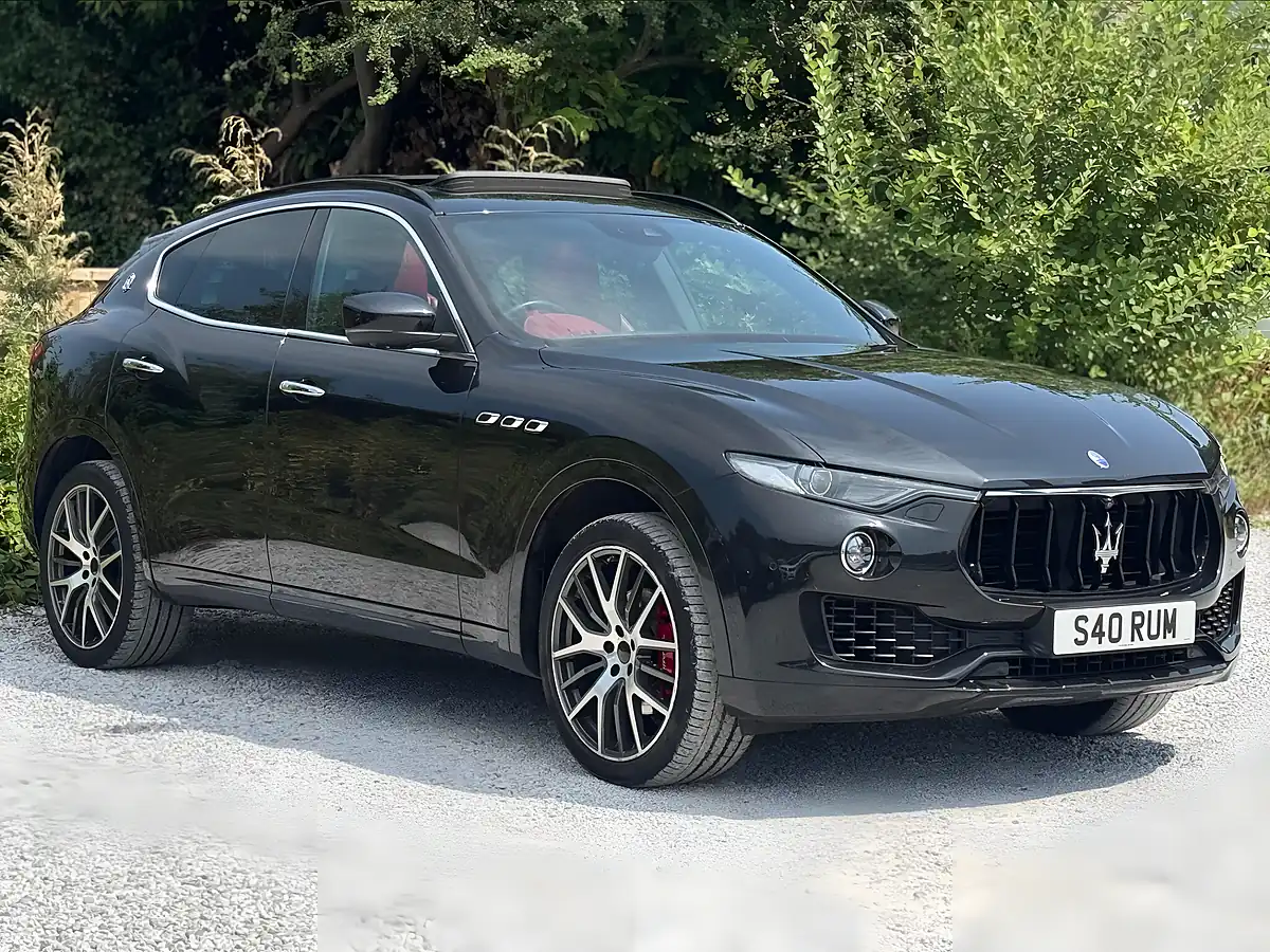 Used 2016 Maserati Levante Zf 4WD Black - Interior and Exterior details 3