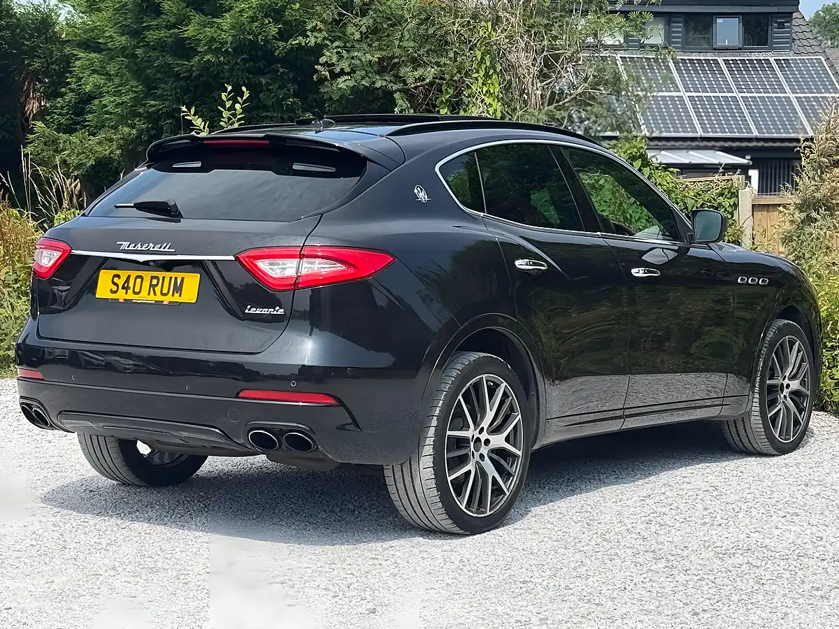 Used 2016 Maserati Levante Zf 4WD Black - Interior and Exterior details 9