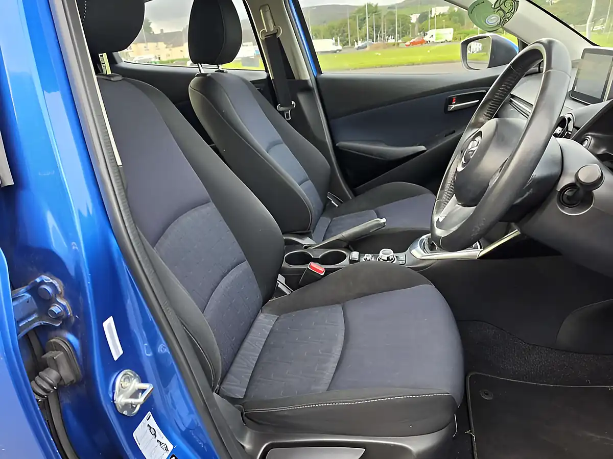 Used 2016 Mazda 2 Se-L Blue - Interior and Exterior details 17
