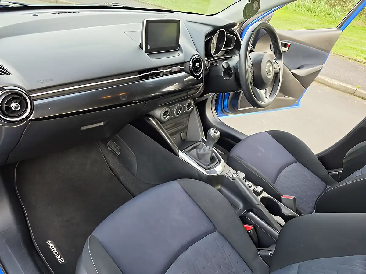 Used 2016 Mazda 2 Se-L Blue - Interior and Exterior details 18