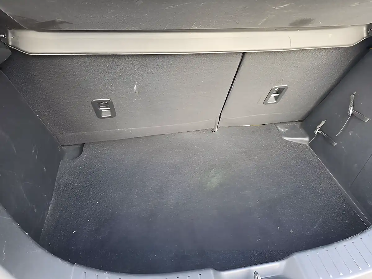Used 2016 Mazda 2 Se-L Blue - Interior and Exterior details 20