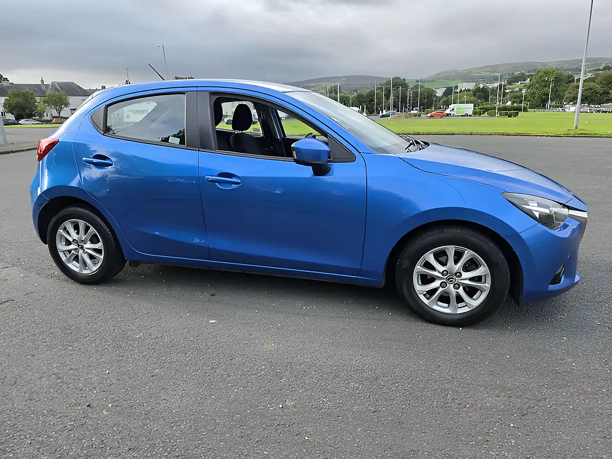 Used 2016 Mazda 2 Se-L Blue - Interior and Exterior details 6