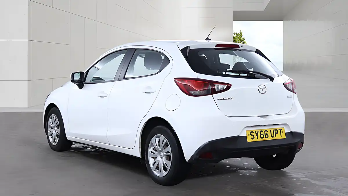 Used 2016 Mazda 2 Se White - Interior and Exterior details 3