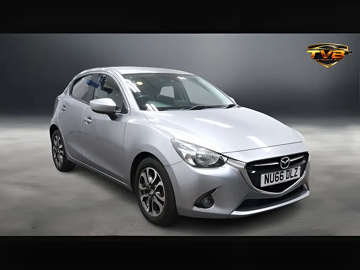 Used 2016 Mazda 2 Sport Nav Aluminium Silver - Front View