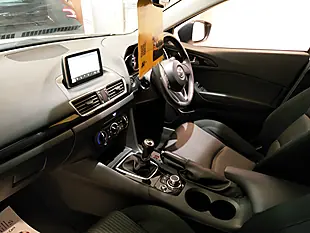Used 2016 Mazda 3 Se Nav White - Interior and Exterior details 11