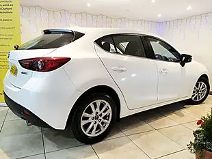 Used 2016 Mazda 3 Se Nav White - Interior and Exterior details 15