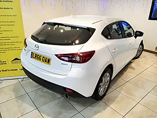 Used 2016 Mazda 3 Se Nav White - Interior and Exterior details 16