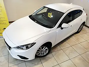 Used 2016 Mazda 3 Se Nav White - Interior and Exterior details 6