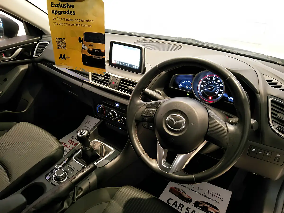 Used 2016 Mazda 3 Se Nav White - Interior and Exterior details 8