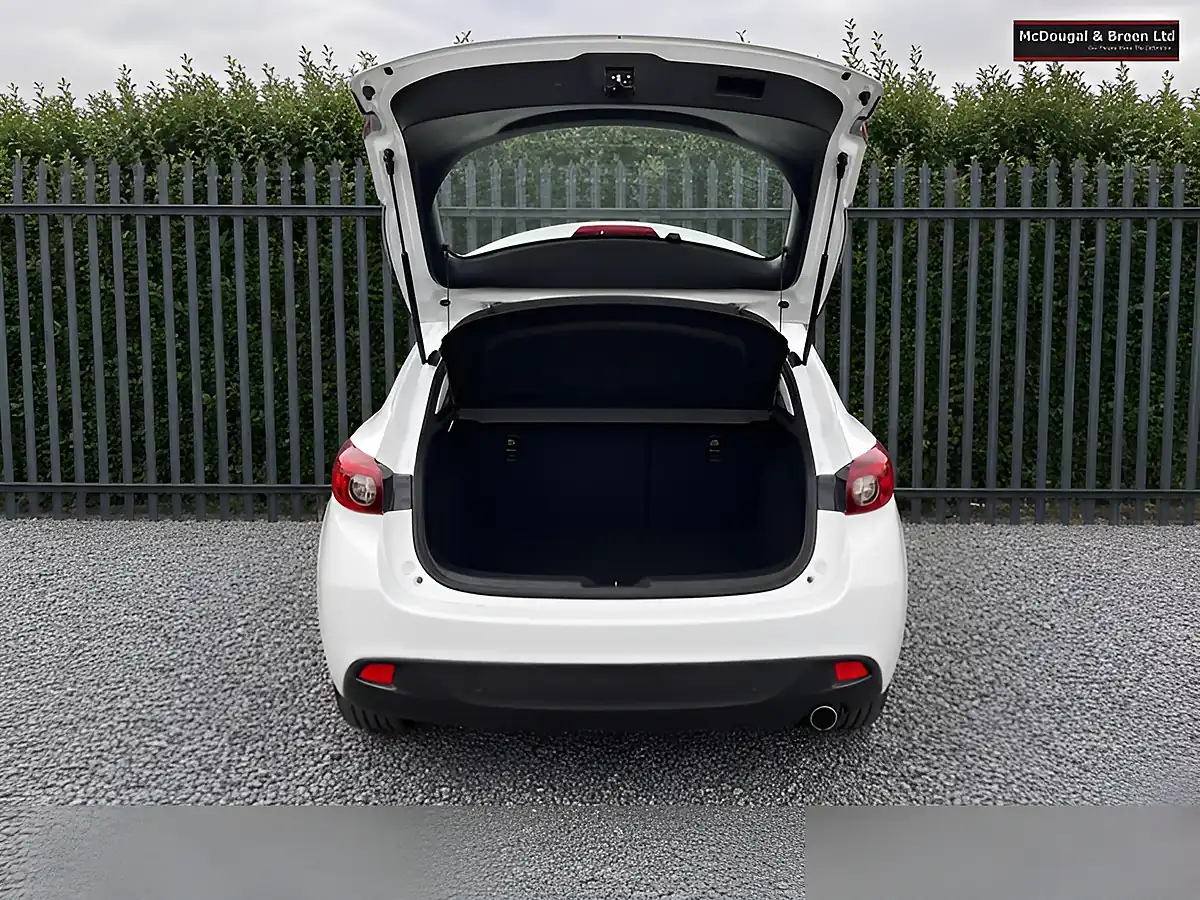 Used 2016 Mazda 3 Se White - Interior and Exterior details 11