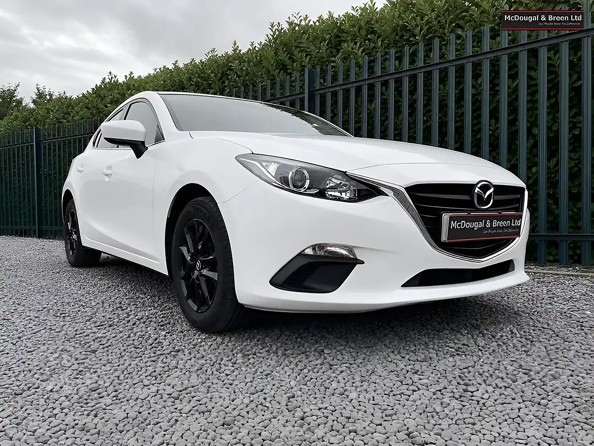 Used 2016 Mazda 3 Se White - Interior and Exterior details 20