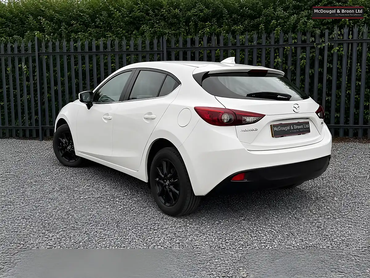 Used 2016 Mazda 3 Se White - Interior and Exterior details 4