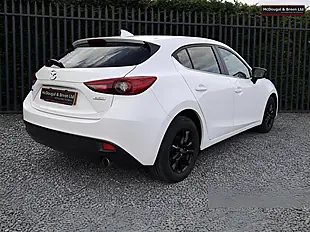 Used 2016 Mazda 3 Se White - Interior and Exterior details 6