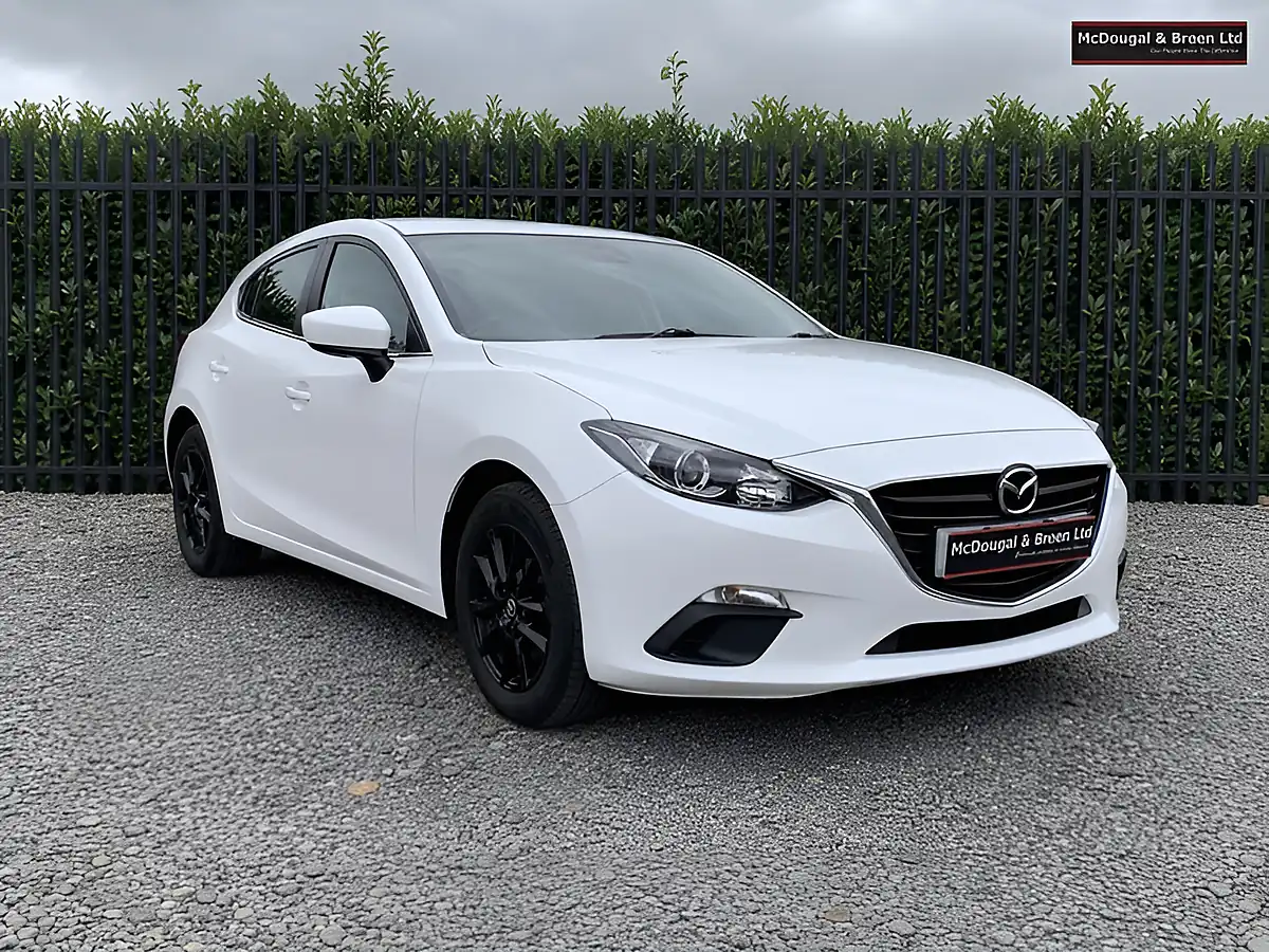Used 2016 Mazda 3 Se White - Interior and Exterior details 9