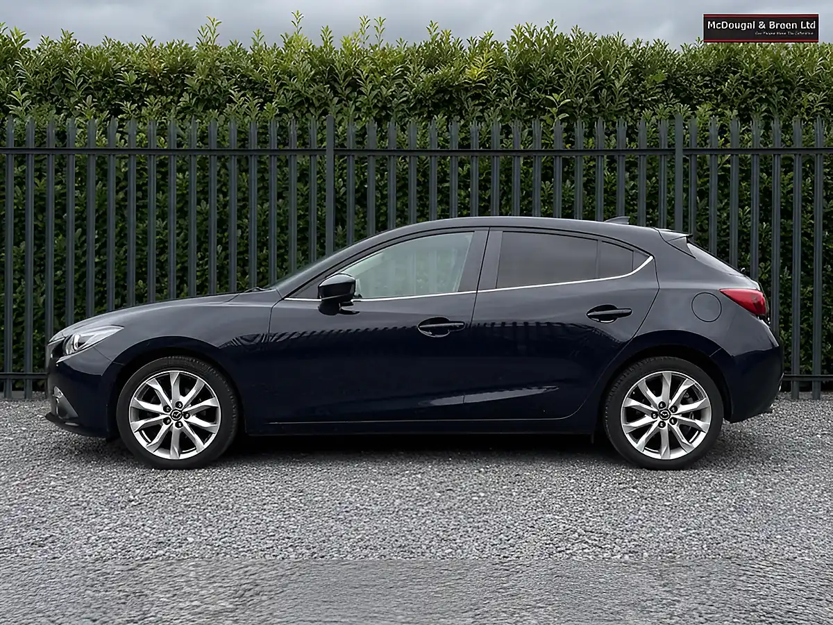 Used 2016 Mazda 3 Sport Nav Black - Interior and Exterior details 4