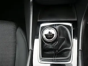 Used 2016 Mazda 3 Sport Nav White - Interior and Exterior details 8