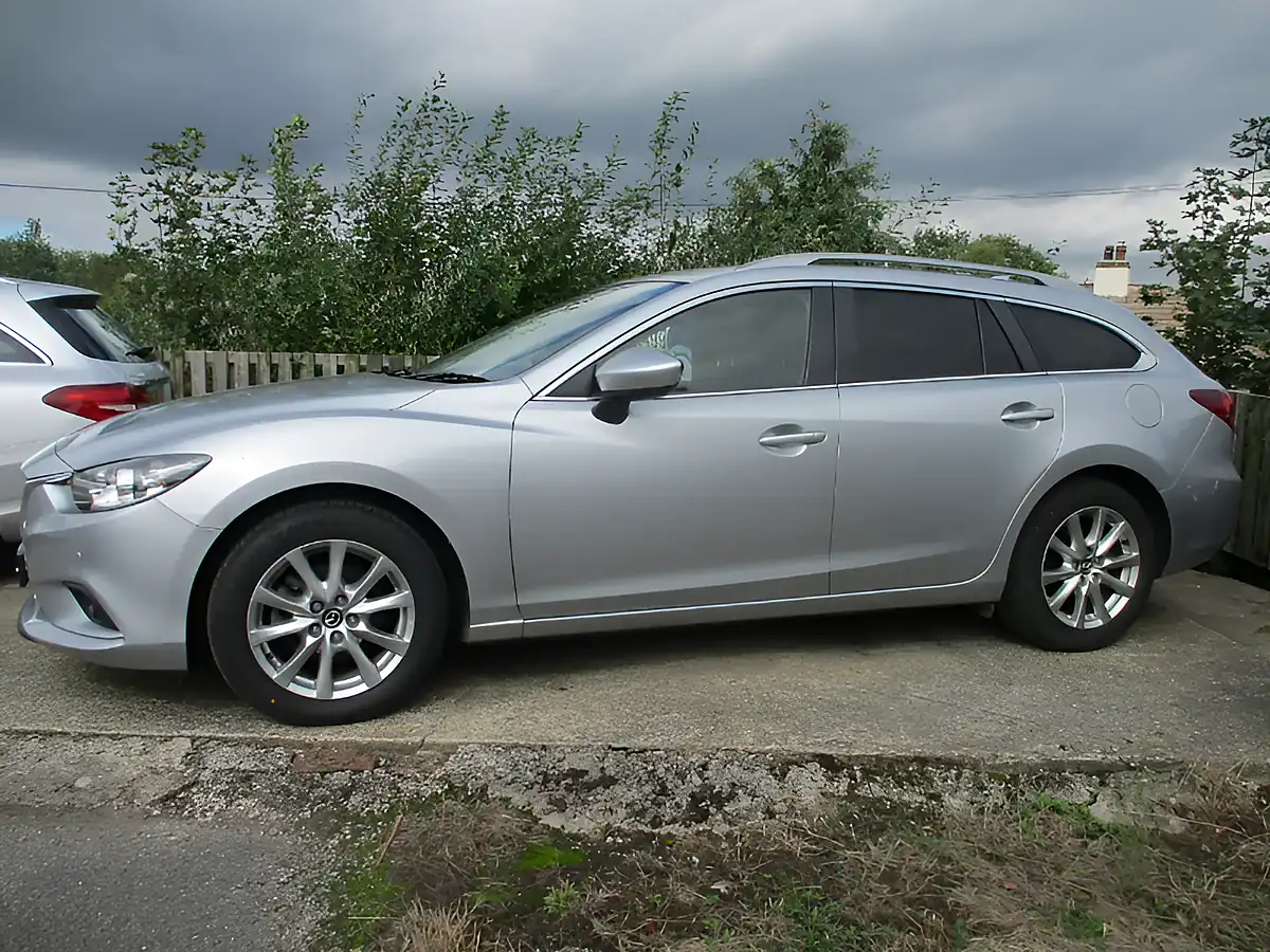 Used 2016 Mazda 6 Se-L Nav Tourer Silver - Interior and Exterior details 2