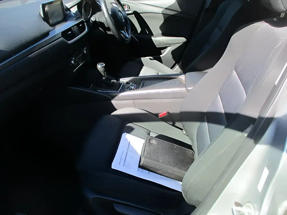 Used 2016 Mazda 6 Se-L Nav Tourer Silver - Interior and Exterior details 6