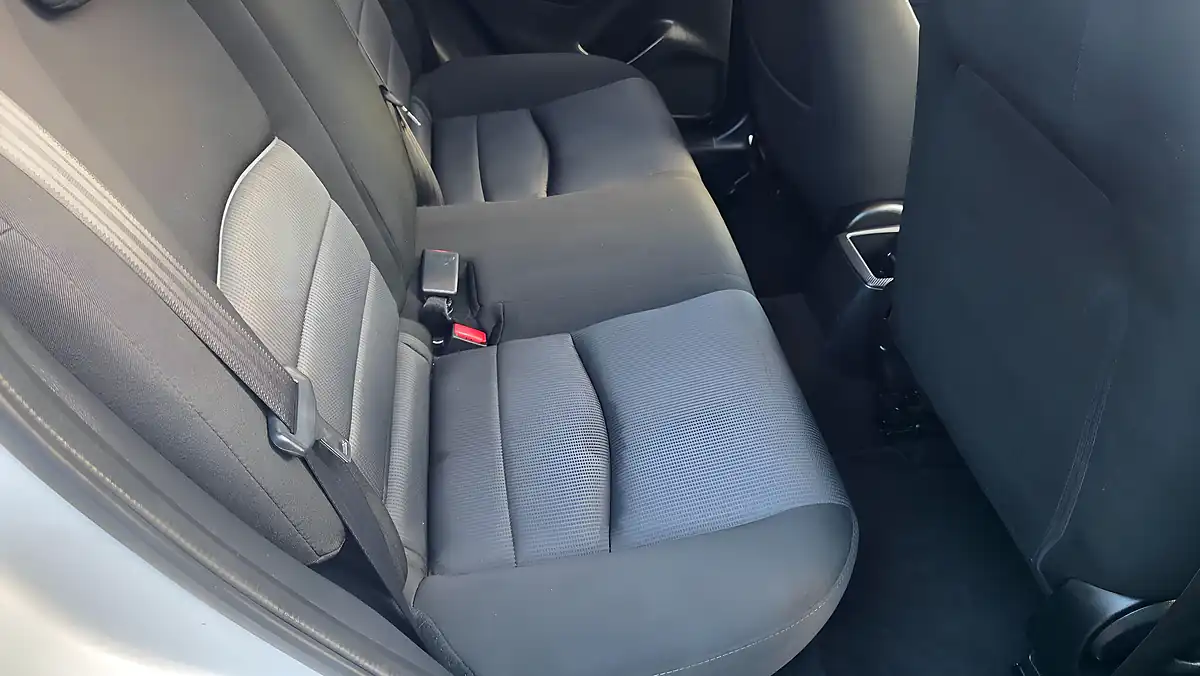 Used 2016 Mazda CX-3 Se-L Nav Silver - Interior and Exterior details 15