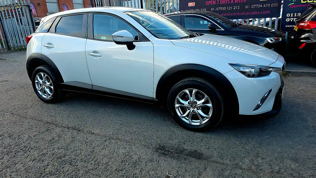Used 2016 Mazda CX-3 Se-L Nav Silver - Interior and Exterior details 4