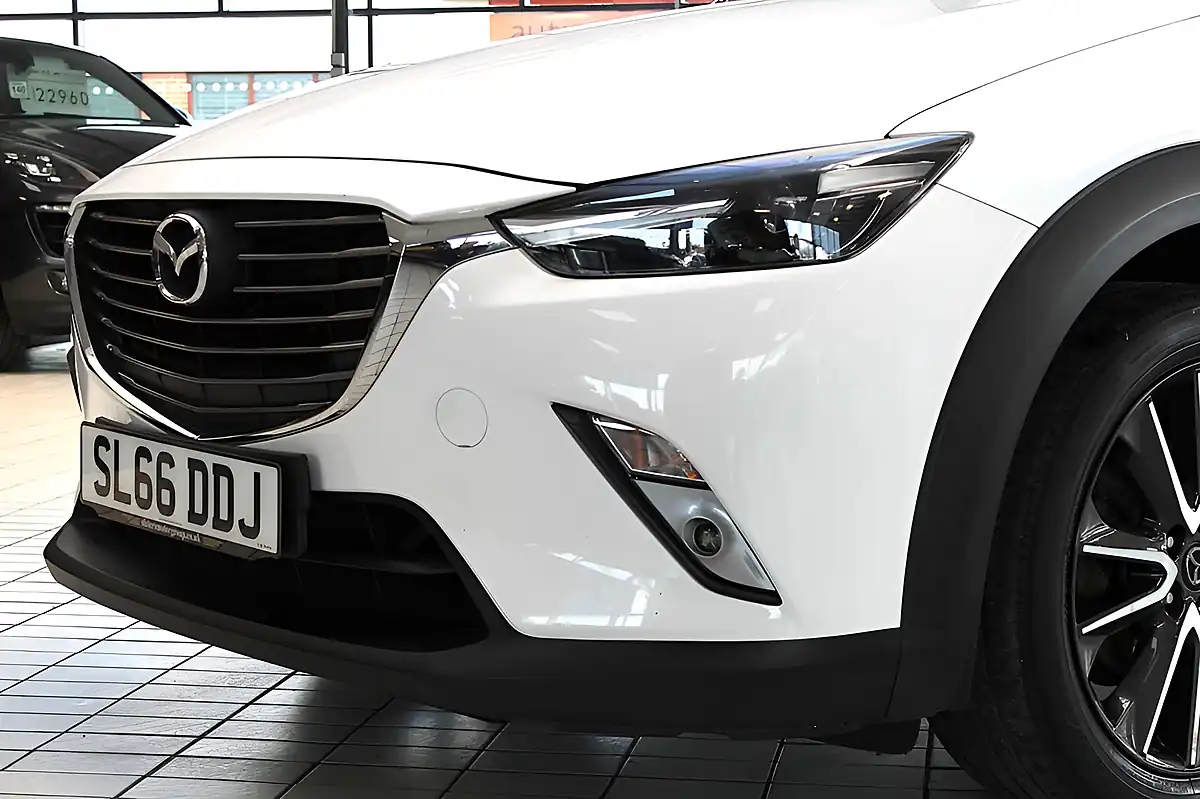 Used 2016 Mazda CX-3 Sport Nav Arctic White - Interior and Exterior details 7