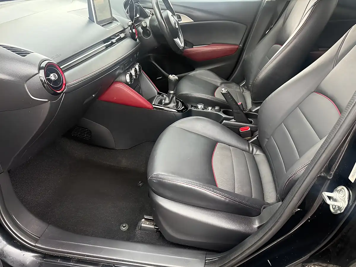 Used 2016 Mazda CX-3 Sport Nav Black - Interior and Exterior details 11