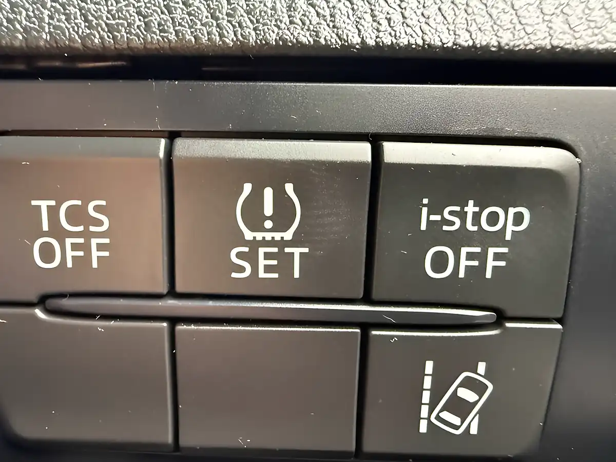 Used 2016 Mazda CX-3 Sport Nav Black - Interior and Exterior details 19