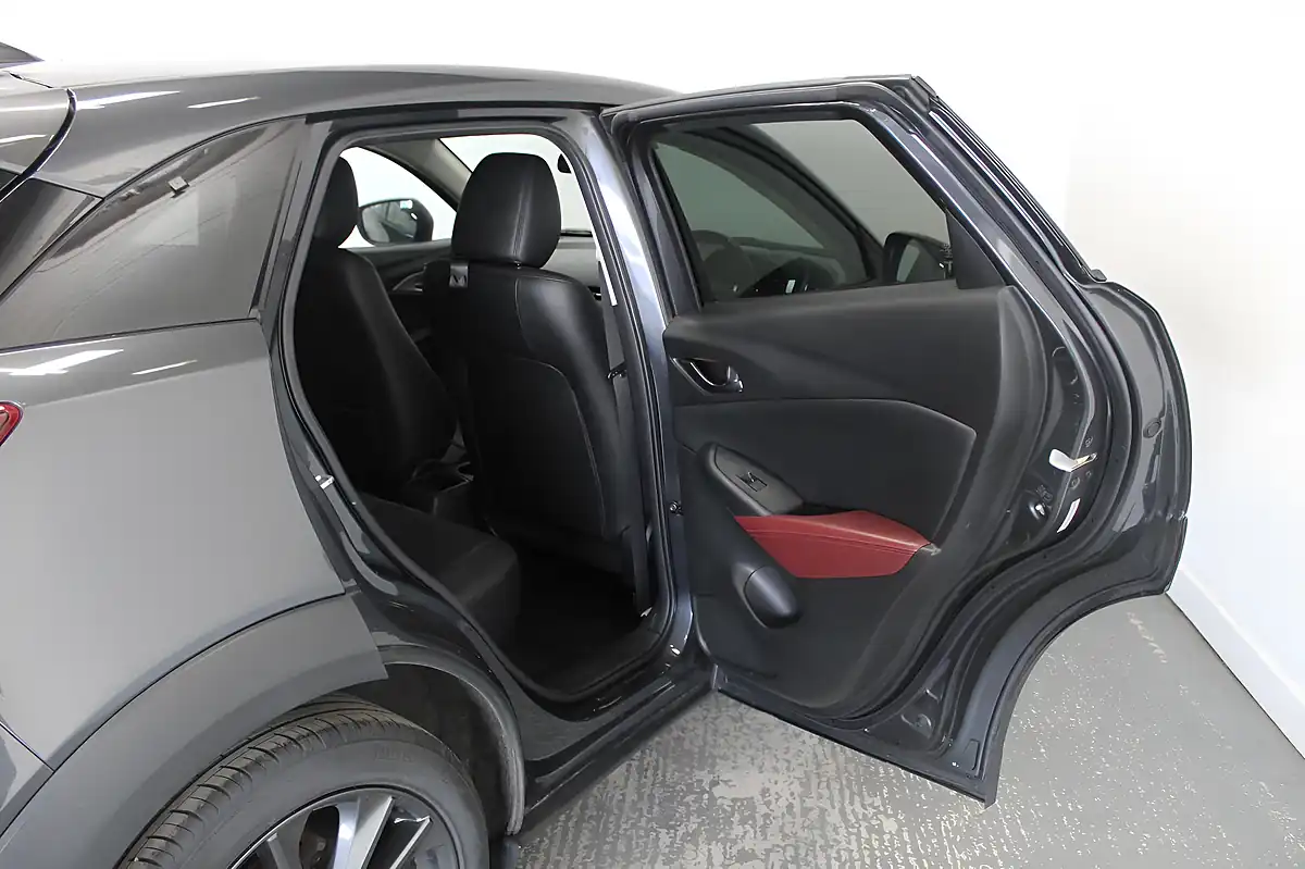Used 2016 Mazda CX-3 Sport Nav Grey - Interior and Exterior details 12