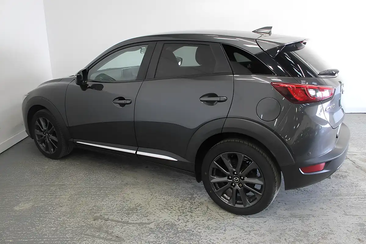 Used 2016 Mazda CX-3 Sport Nav Grey - Interior and Exterior details 7