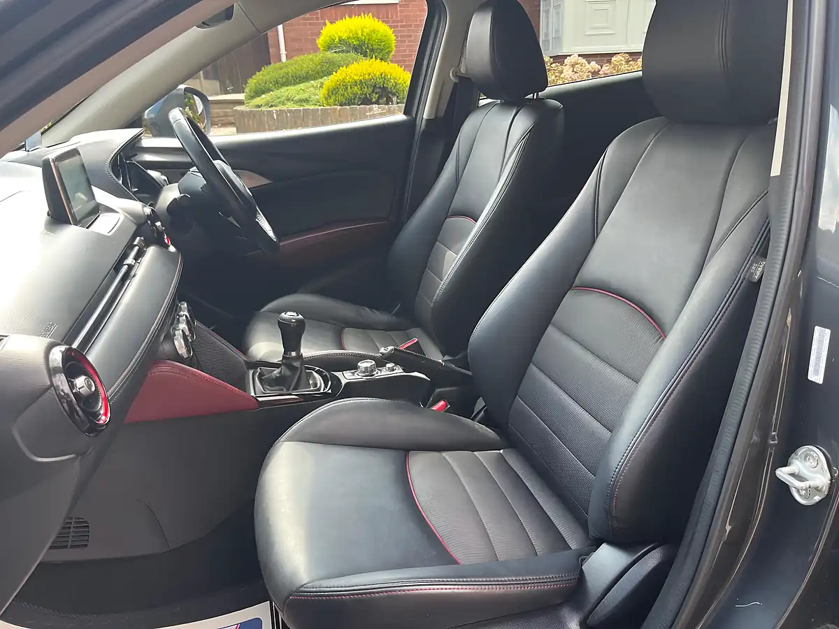 Used 2016 Mazda CX-3 Sport Nav Grey - Interior and Exterior details 10