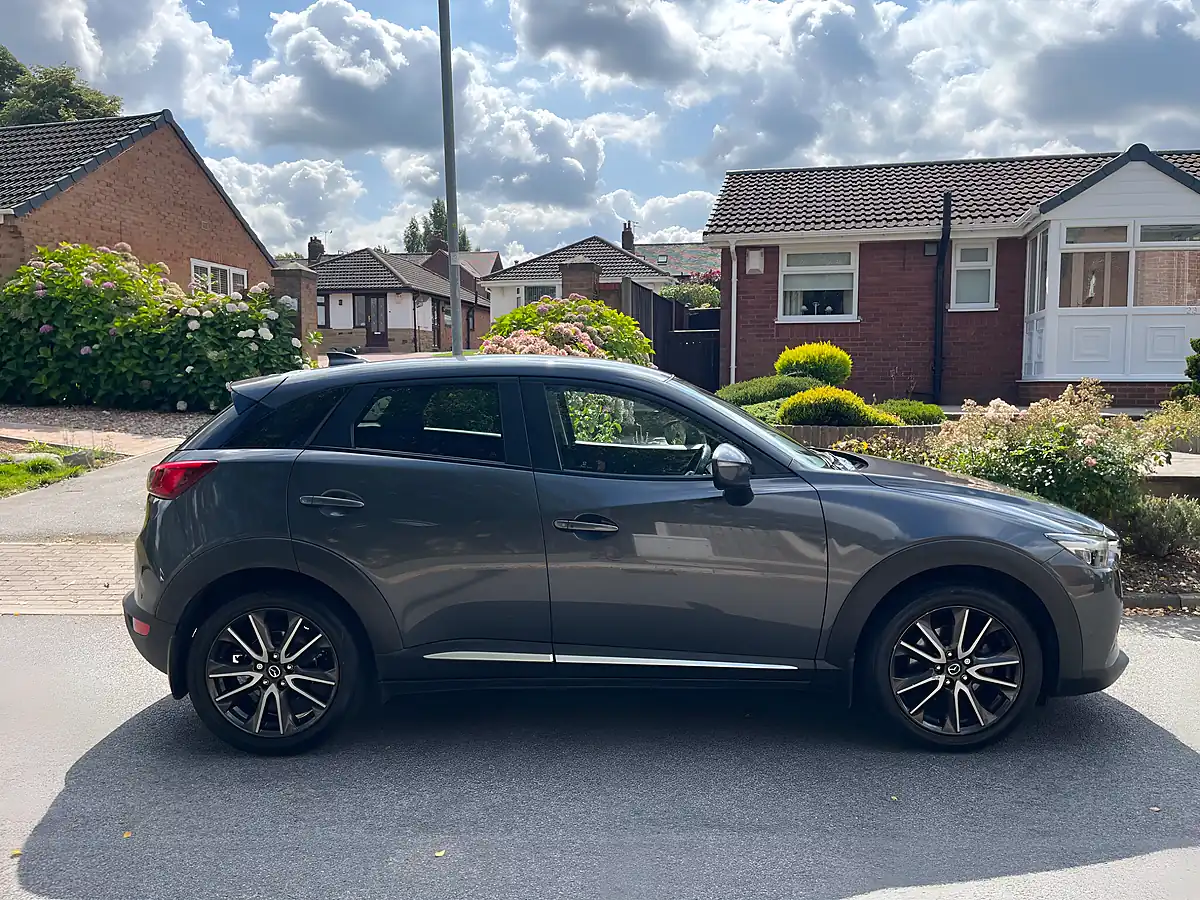 Used 2016 Mazda CX-3 Sport Nav Grey - Interior and Exterior details 9