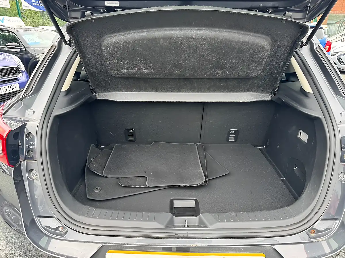 Used 2016 Mazda CX-3 Sport Nav Grey - Interior and Exterior details 15