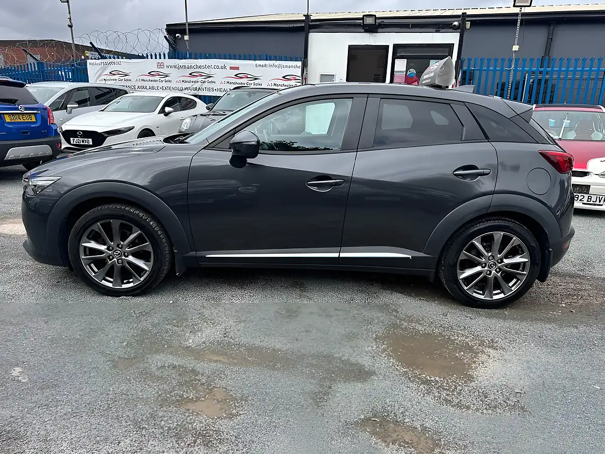 Used 2016 Mazda CX-3 Sport Nav Grey - Interior and Exterior details 8