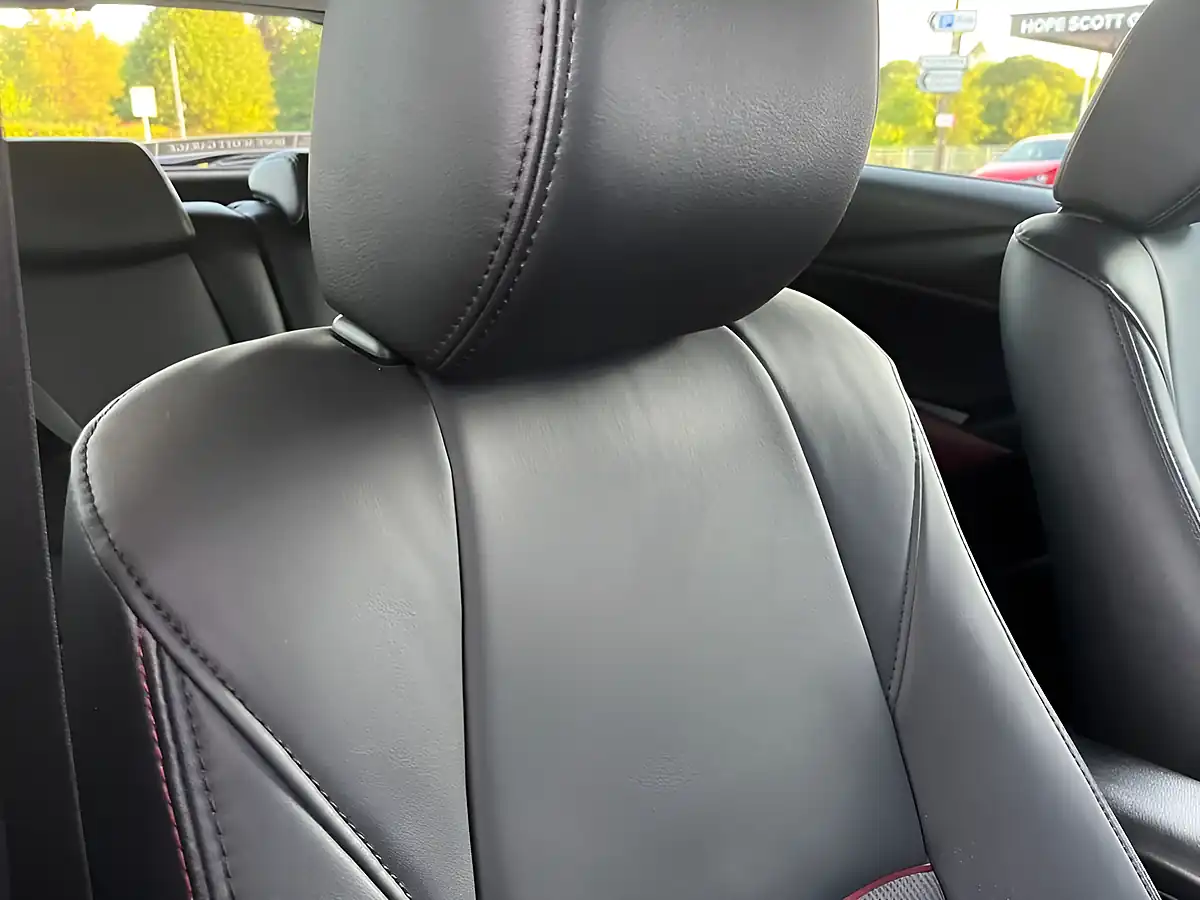 Used 2016 Mazda CX-3 Sport Nav Red - Interior and Exterior details 17