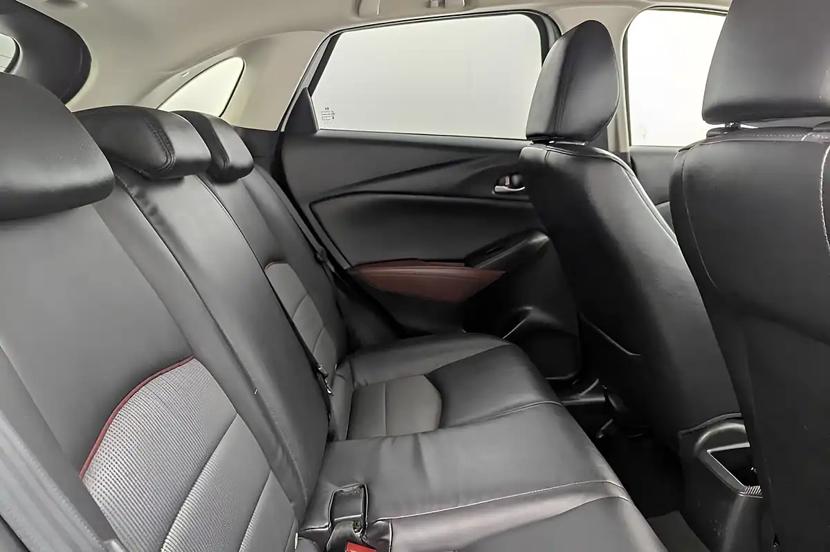 Used 2016 Mazda CX-3 Sport Nav Silver - Interior and Exterior details 12