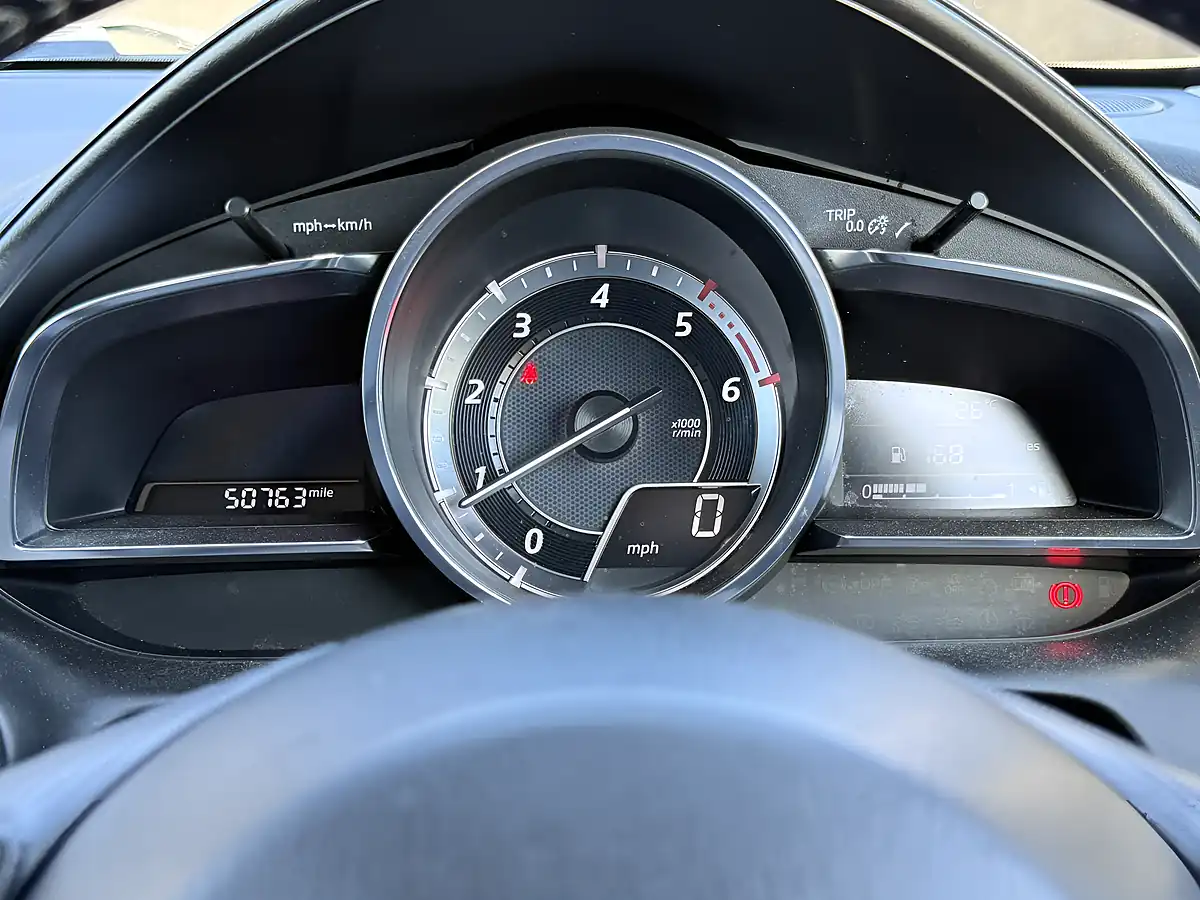 Used 2016 Mazda CX-3 Sport Nav Silver - Interior and Exterior details 19