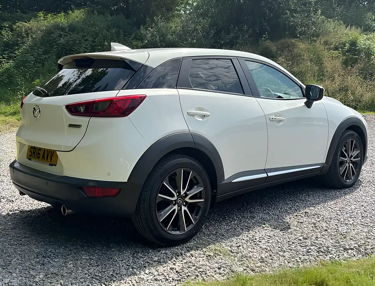 Used 2016 Mazda CX-3 Sport Nav Snowflake White - Interior and Exterior details 3