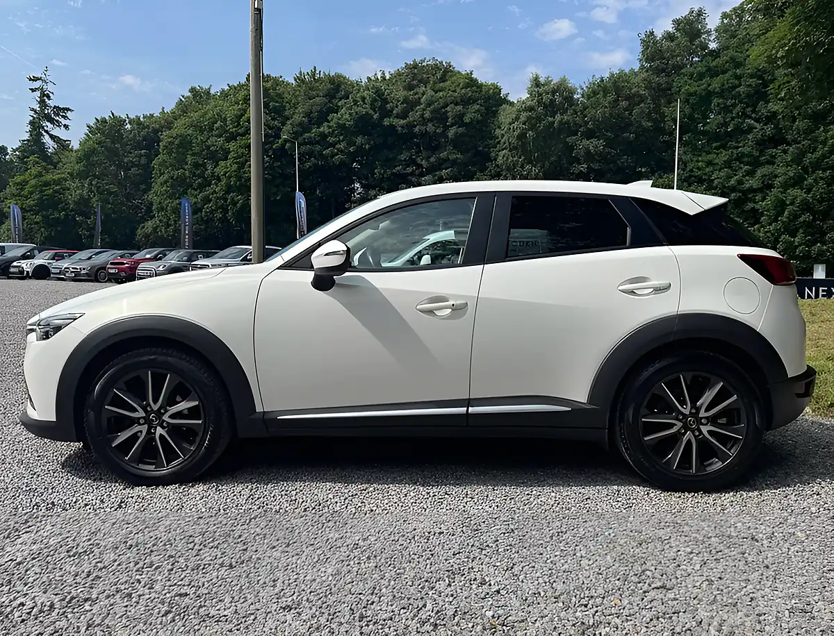 Used 2016 Mazda CX-3 Sport Nav Snowflake White - Interior and Exterior details 6