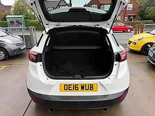 Used 2016 Mazda CX-3 Sport Nav White - Interior and Exterior details 13