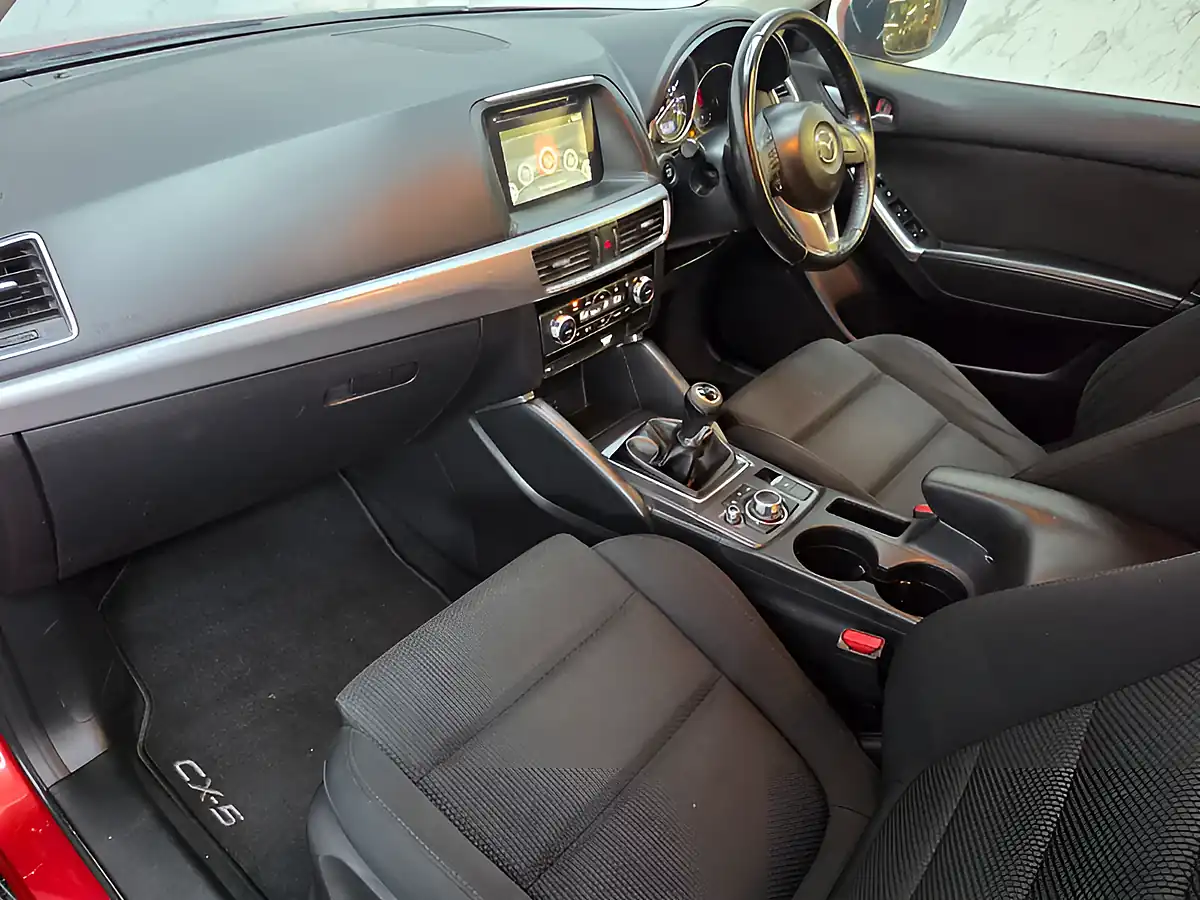 Used 2016 Mazda CX-5 Se-L Nav Red - Interior and Exterior details 12