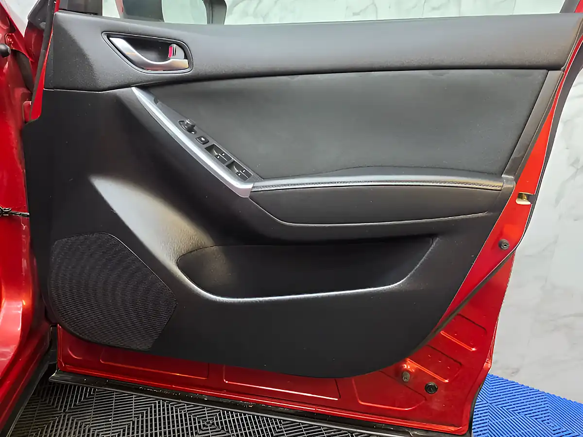Used 2016 Mazda CX-5 Se-L Nav Red - Interior and Exterior details 17
