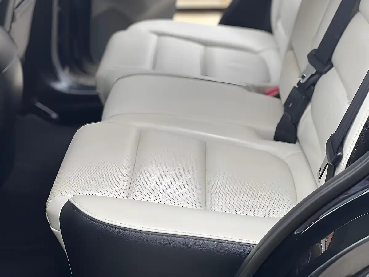 Used 2016 Mazda CX-5 Sport Nav Black - Interior and Exterior details 16