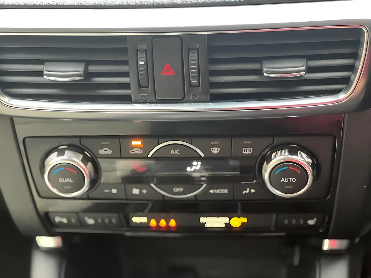 Used 2016 Mazda CX-5 Sport Nav Black - Interior and Exterior details 20