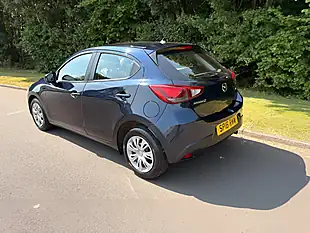 Used 2016 Mazda Mazda2 Se Blue - Interior and Exterior details 8