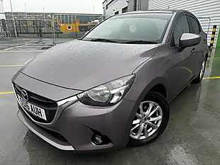 Used 2016 Mazda Mazda2 Se-L Purple - Interior and Exterior details 3