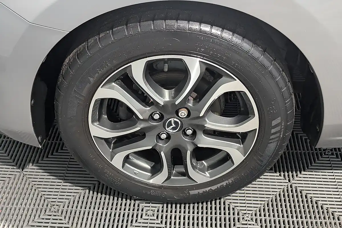 Used 2016 Mazda Mazda2 Sport Nav Silver - Interior and Exterior details 10