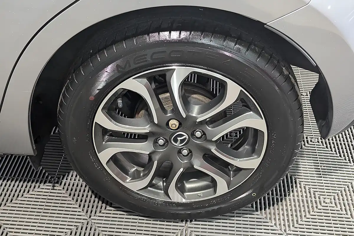 Used 2016 Mazda Mazda2 Sport Nav Silver - Interior and Exterior details 11