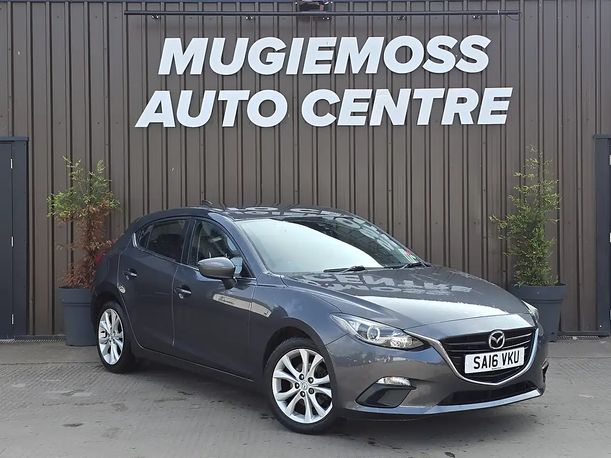 Used 2016 Mazda Mazda3 Se Grey - Front View