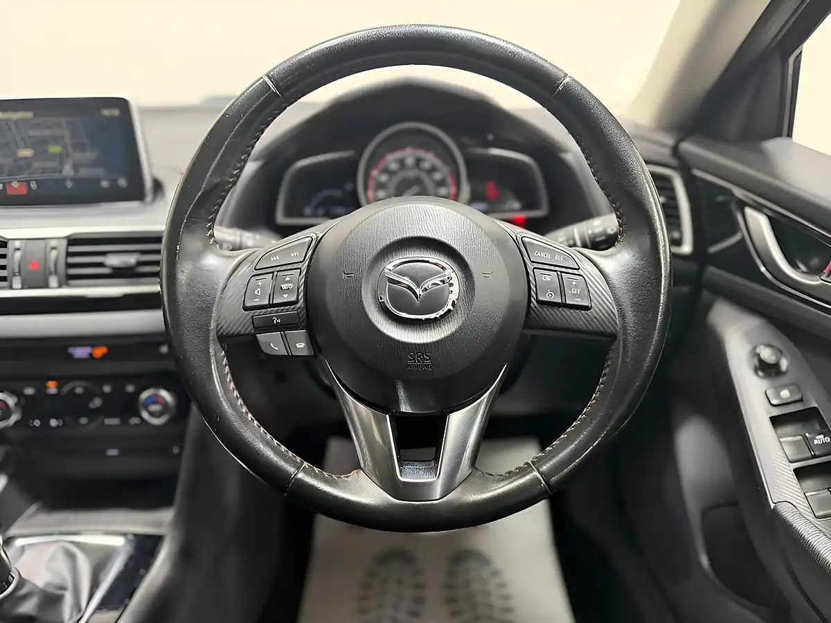 Used 2016 Mazda Mazda3 Se-L Nav Blue Reflex - Interior and Exterior details 14